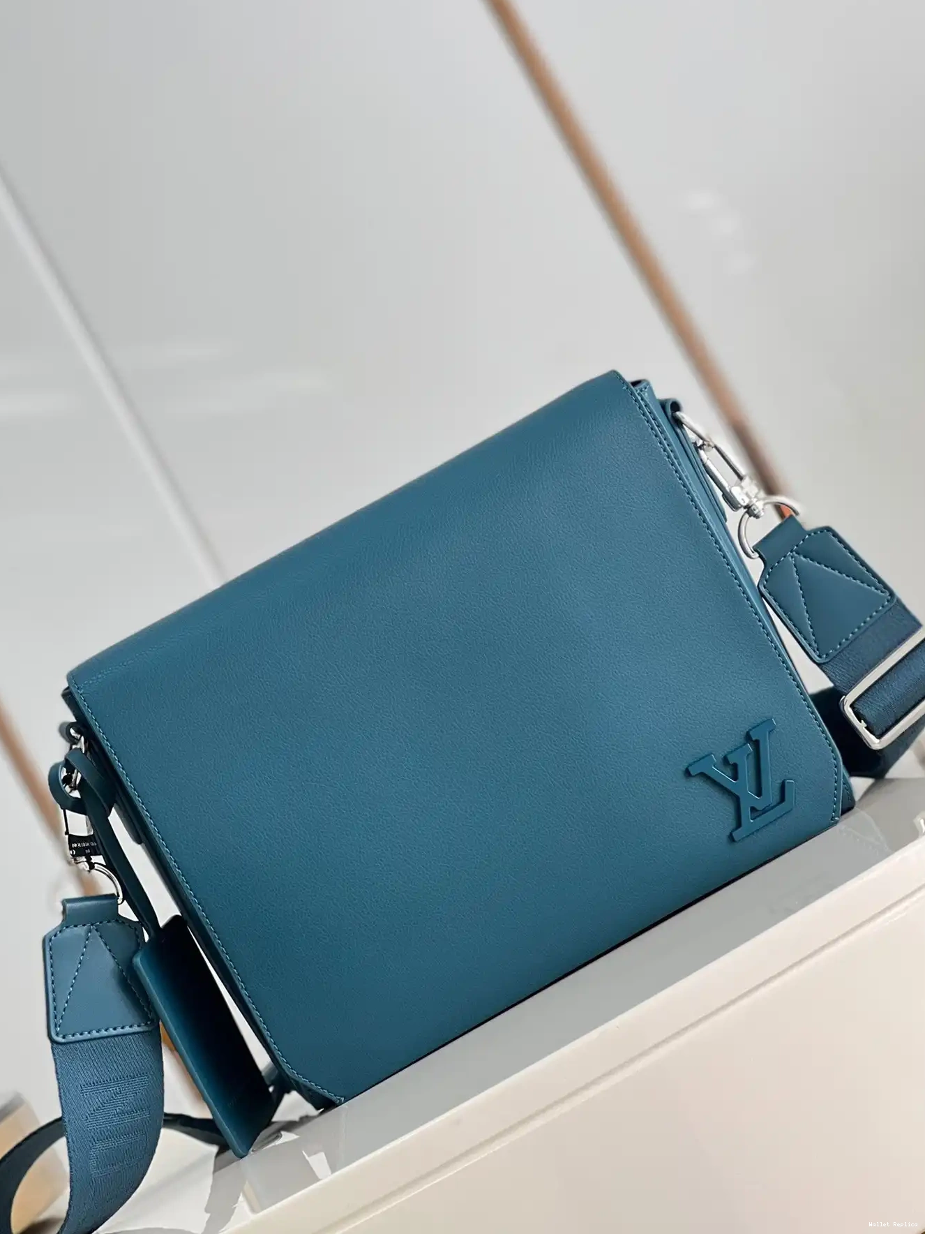 VUITTON MESSEAGE NEW LOUIS 0603